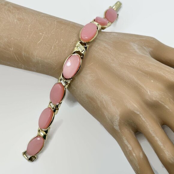 Moonglow Bracelet, Pink, Thermoset, Gold Tone, Vintage, 50s, Mid Century, Lucite - Picture 1 of 5